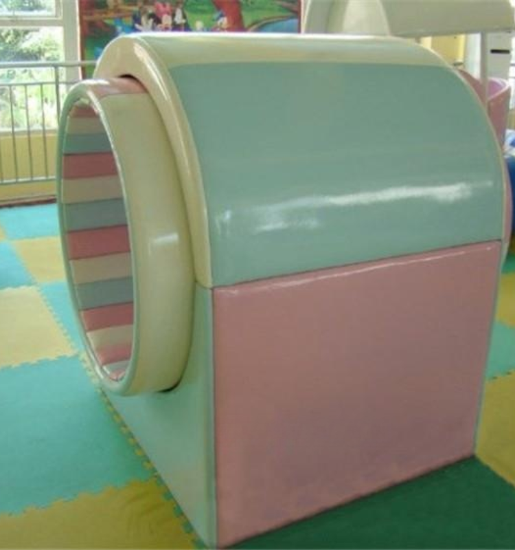 Nuovo colore personalizzato Attrezzatura automatica di gioco molle per i bambini 2~8years