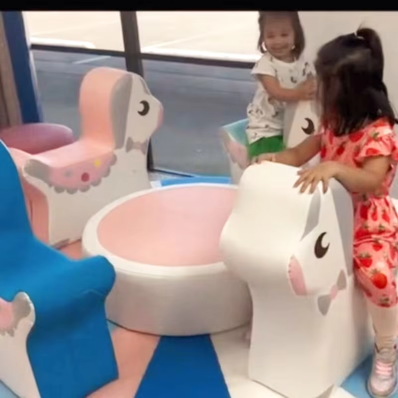 Aangepaste Dier Rit Carrousel voor Indoor Speeltuin & Party Verhuur | Zacht Spelen Pret voor Kinderen